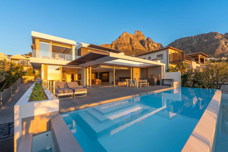 5 Bedroom Property for Sale in Camps Bay Western Cape